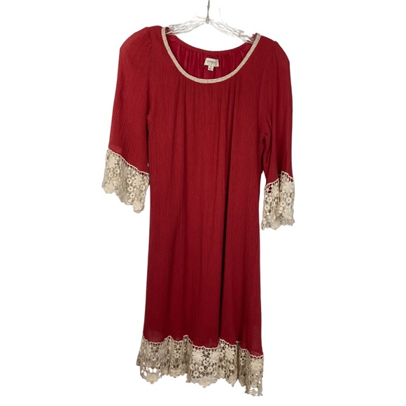 Umgee Rust color with cream crochet trim - Picture 2 of 9